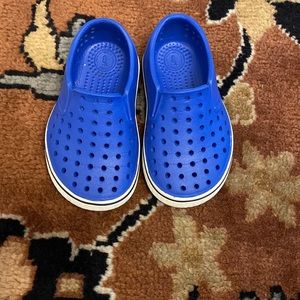 Natives size 6 toddler eeuc